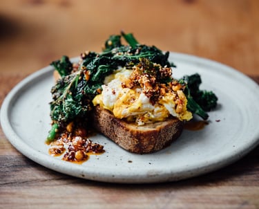 Cheesy Eggs with Kale & Peanut Rãyu
