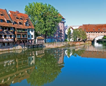 Fachwerkhäuser an der Pegnitz in der Nürnberger Altstadt