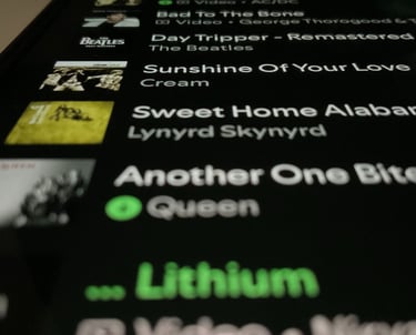 Learn your favourite guitar songs - Airport West