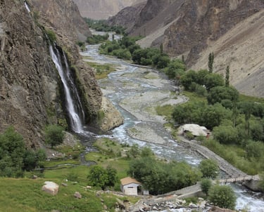 Manthoka Waterfall