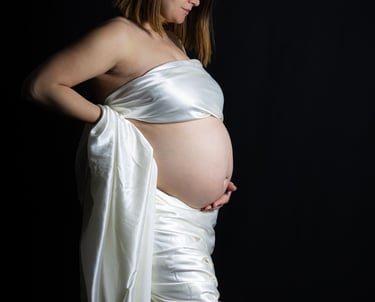 Photo grossesse en studio à Laon