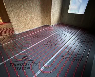 siltogriduserviss_siltasgridascom_betona_estrich_apsildamas_gridas