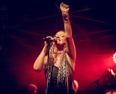 Yulia Gubenko chanteuse soul pop pour événements