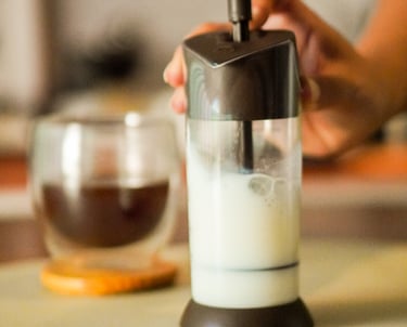 Espumador de leite para sua bebeida preferida