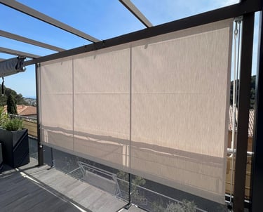 Store vertical extérieur pour pergola