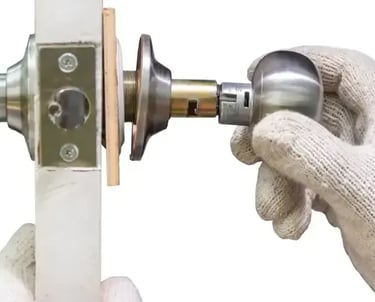 doorknobs and lock replacement