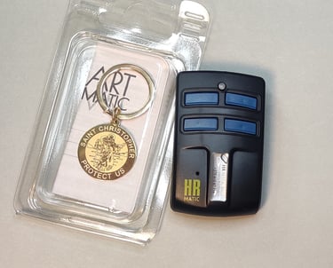  Мультичастотный пульт HR2 для ворот и шлагбаумов разных брендов