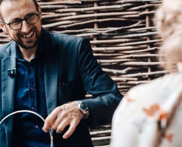 ✨Close-Up Chris✨