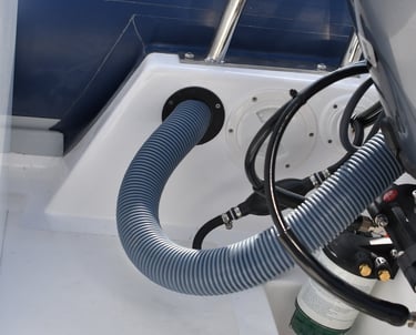 Los cables NO PASAN POR CUBIERTA