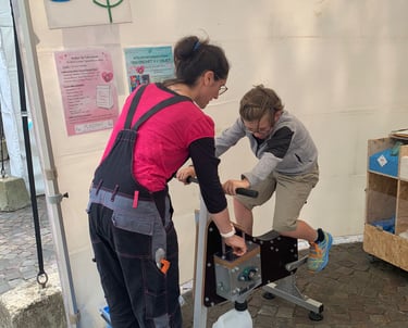 enfant qui recycle, vélo, atelier, atelier pédagogique, 