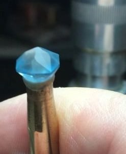 Faceting a large sapphire