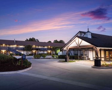 The Halsted Hotel in Solvang Exterior