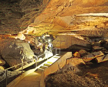 al hoota cave muscat
