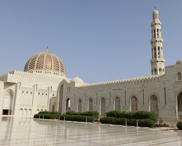 sultan qaboos grande mosque muscat