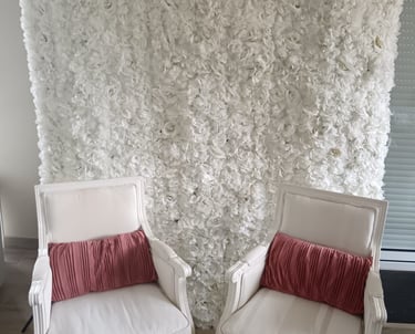 mur de fleurs artificielles