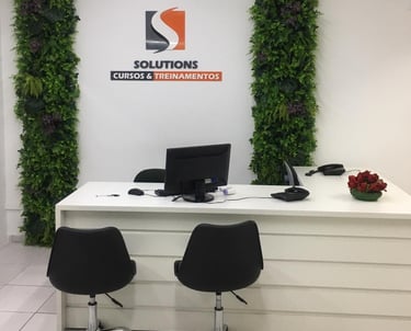 Na Solutions você encontra diversos cursos de tecnologia presenciais e online.