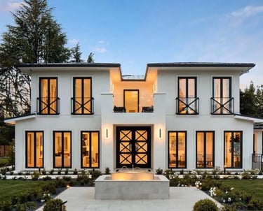 Livorohaus modern white villa with a large front door and a large front door