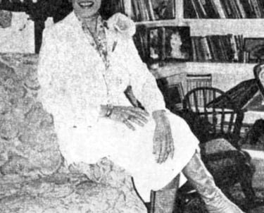 Katherine MacGregor Clippings from 1978 magazine from Spain