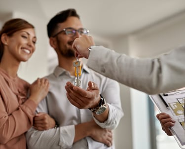 Remise de clés à des futur locataires