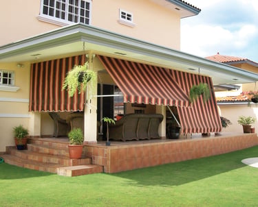 Tolda moderna para patio y jardín residencial