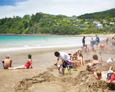 hot water beach in new zealand