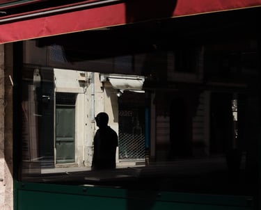 silhouette à Tours, rue de Bordeaux