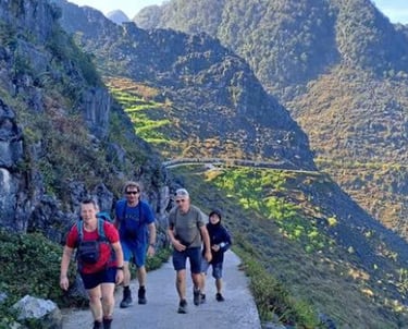 Ha Giang loop ( HanoiCarRent.com )