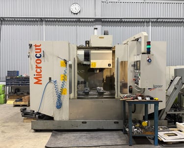 Microcat işleme merkezi 1300x700 4 eksen işleme merkezi