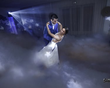 celebre weeding photographer florent studio lille saint omer married dancing in a cloud filled room