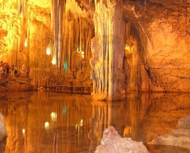 Stalagmiti, Grotte di Onferno, grotte