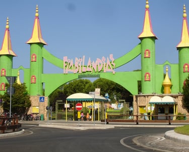 Fiabilandia Rivazzurra di Rimini, Parco tematico, giochi per bambini