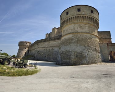 Rocca di confine San Leo, Rocca medioevale provincia di Rimini, entroterra romagnolo
