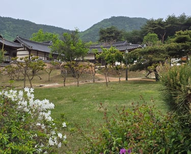 Outer view of Byeongsan-seowon