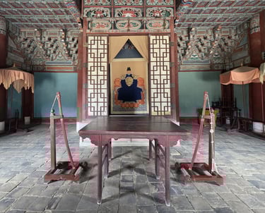 Portrait of King Taejo in the main hall