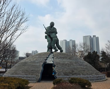 The Statue of Brothers