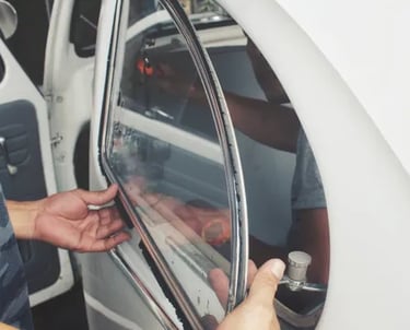 Side Window Auto Glass Replacement