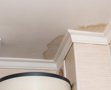 Tache sur le plafond