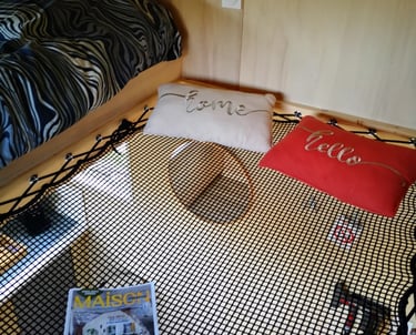 Profiter du filet de détente de la Tiny House de Saignon