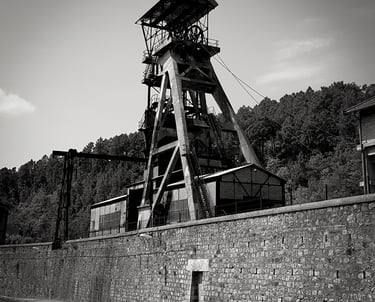 Chevalement de puit de mine de charbon
