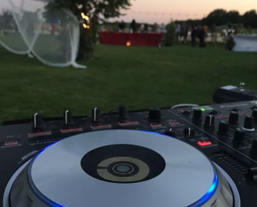 Garden party écuries Aline Girard