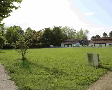 Terrain salle multiservices