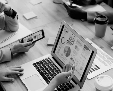 Audit marketing et suivi des performances digitales avec indicateurs clés
