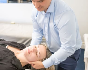 Neck Pain Chiropractor Auto Accident 