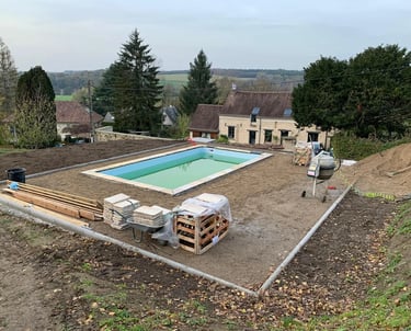 Construction d'une piscine creusée enterrée