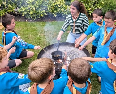 OUtdoor cooking with a leader and beavers in Grassendale