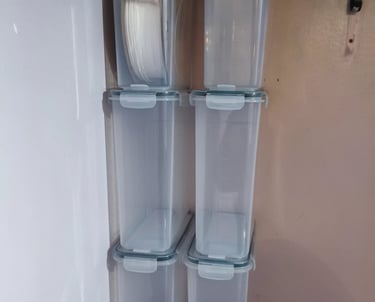 Caixas empilhadas para armazenamento de filamento de impressão 3D