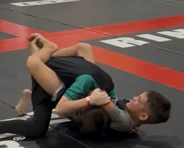 Youth grappling competition match Kona Hawaii athletes
