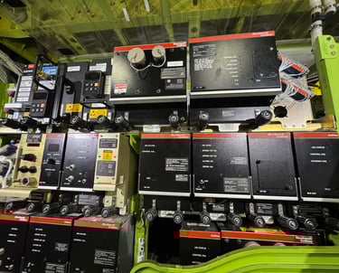 Create the avionics list of an aircraft by uploading pictures taken on EE Bay