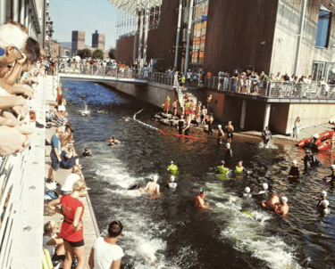 Publikumsvennlig svømmefest