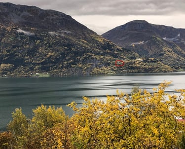 Kroken bygd sett fra Nes. Lingjerde Gard er markert